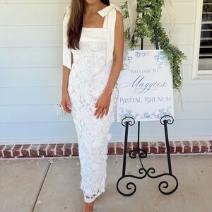 Elegant White Lace Dress